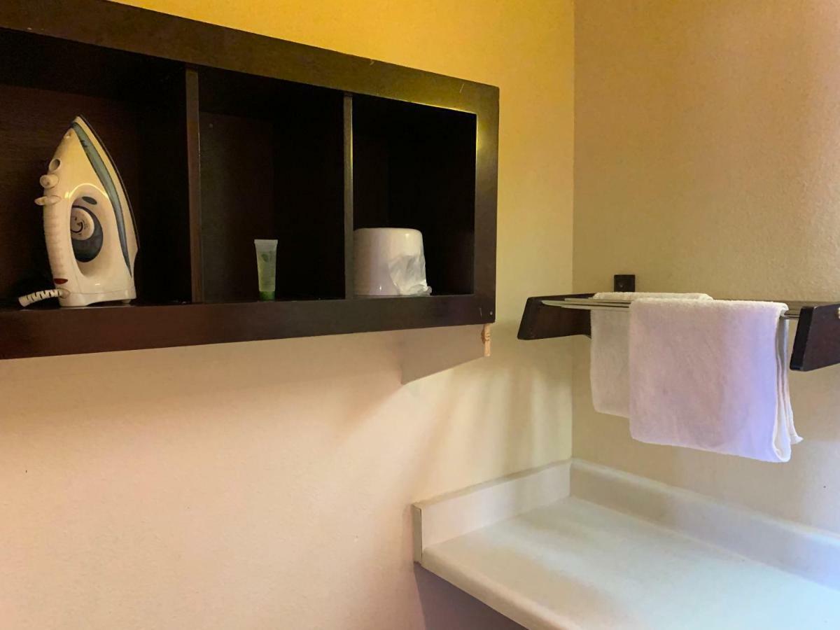 Lancaster Inn Luaran gambar